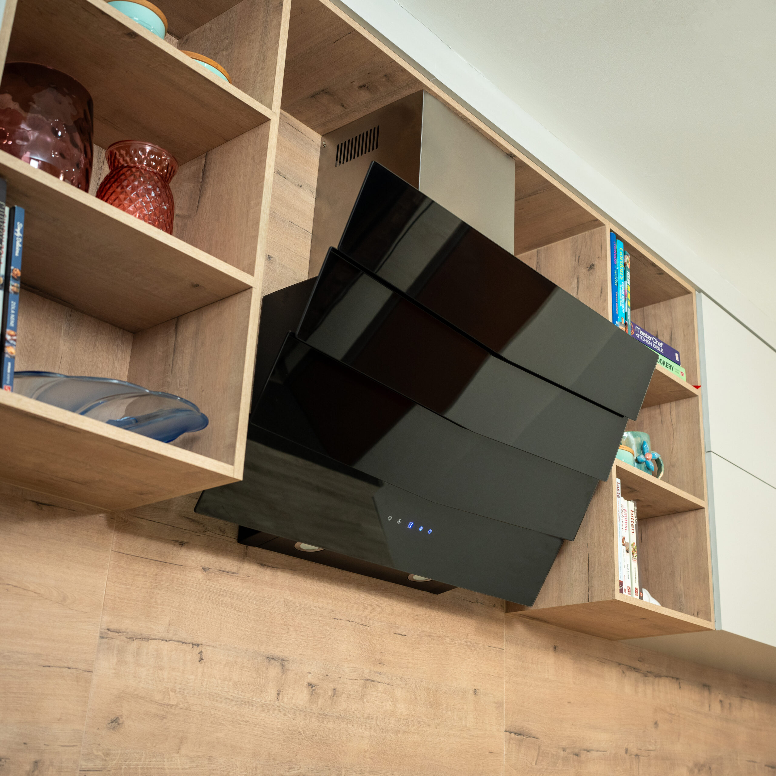 Falco 90cm Black Glass Wall Mount Extractor | Premium Cooker Hood - FAL-90-S03D3 - Image 4